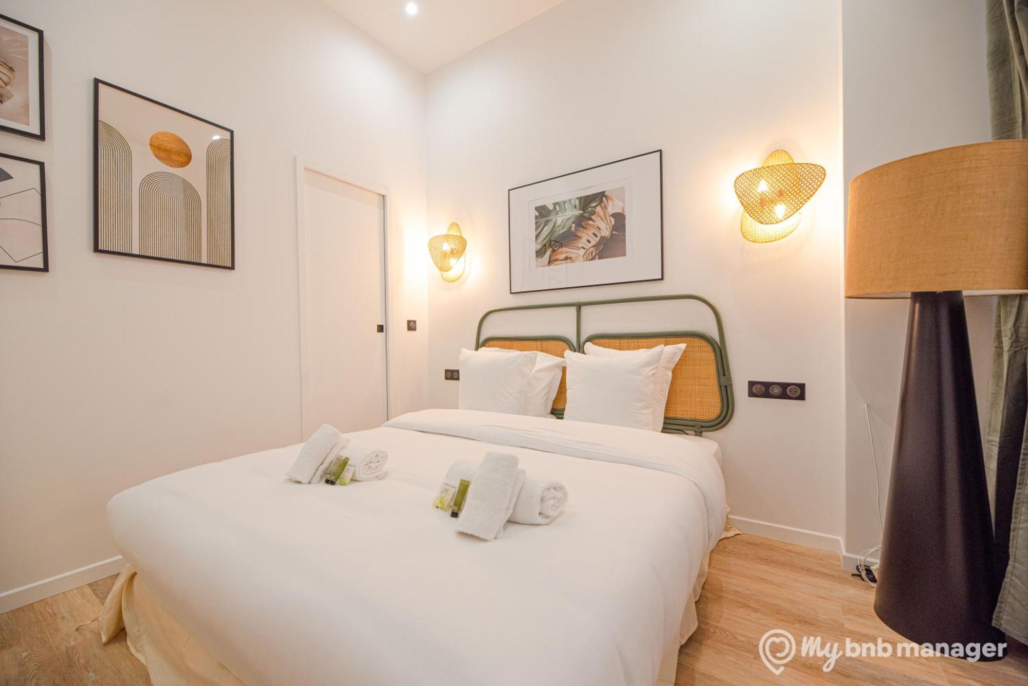 Cia - Flat On Rue La Fayette * Parigi