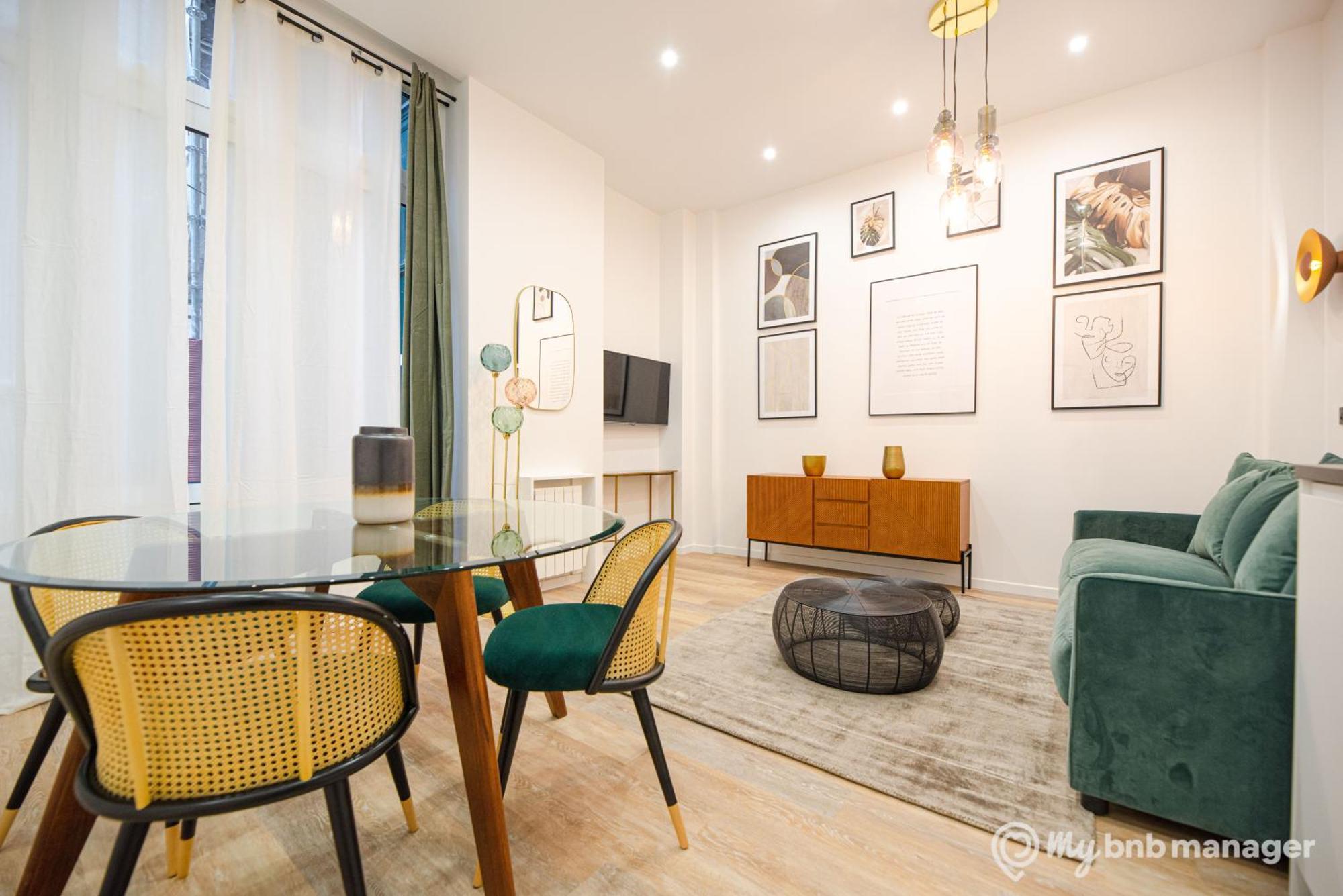 Cia - Flat On Rue La Fayette Parigi